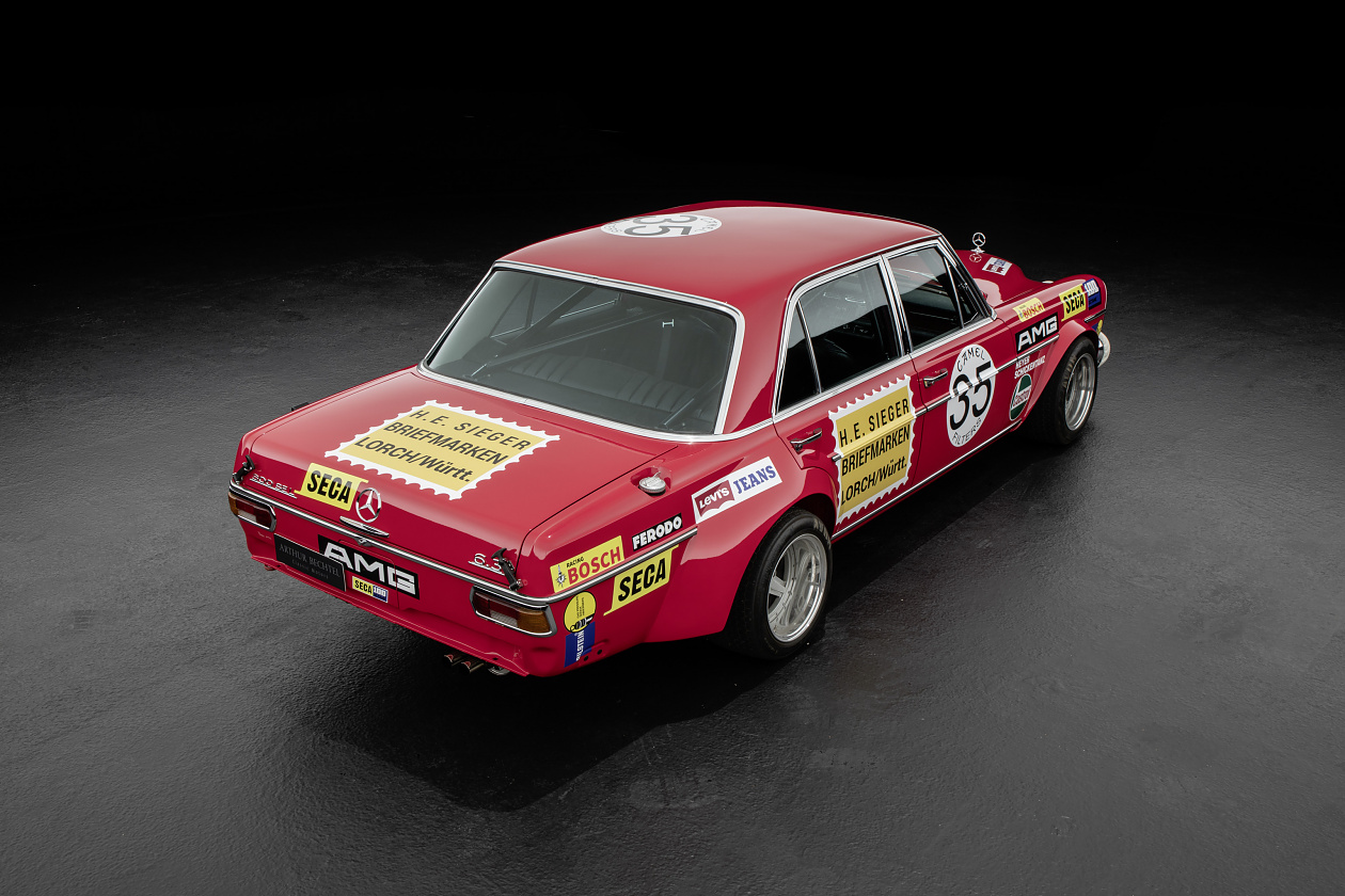 Mercedes-Benz 300 SEL 6.3 Rote Sau