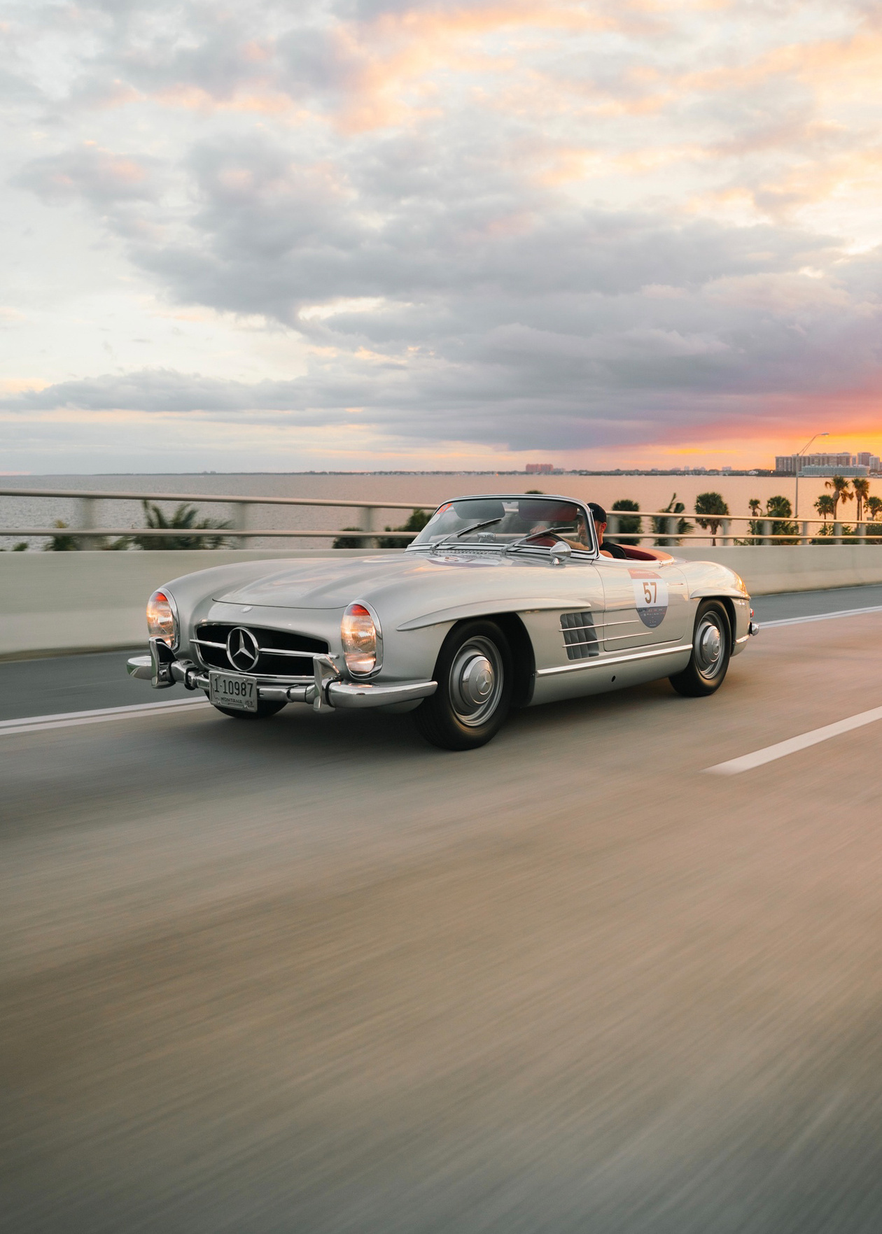Mercedes Benz 300 SL in Wunschfarbe