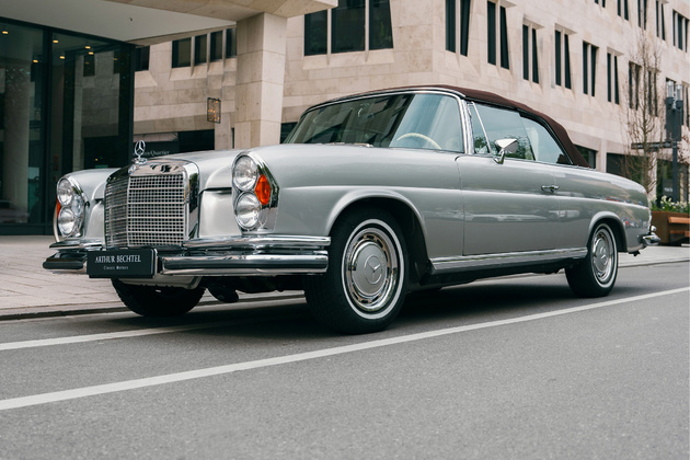 Mercedes Benz 280 SE Cabriolet