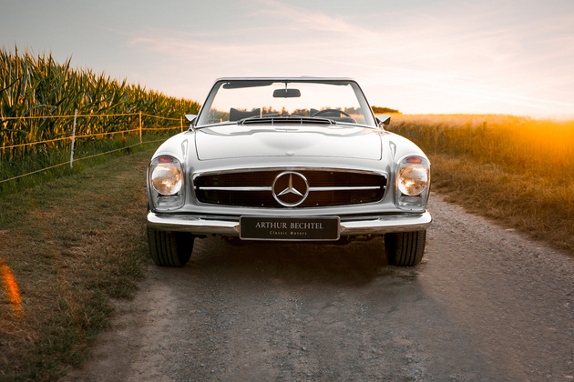 Mercedes Benz 280 SL Pagode