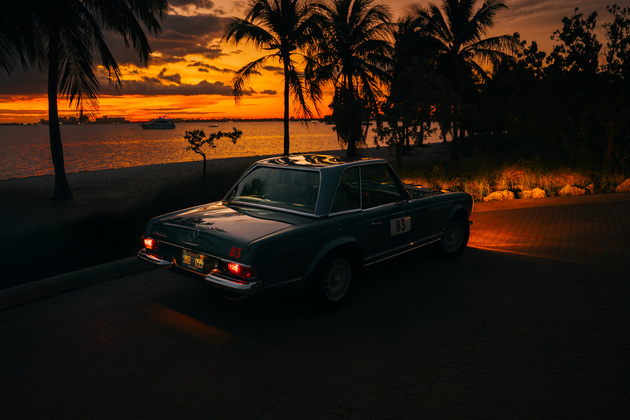 Mercedes Benz 280 SL Pagode