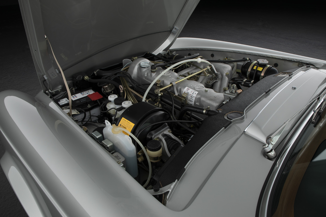 Mercedes Benz 280 SL Pagode