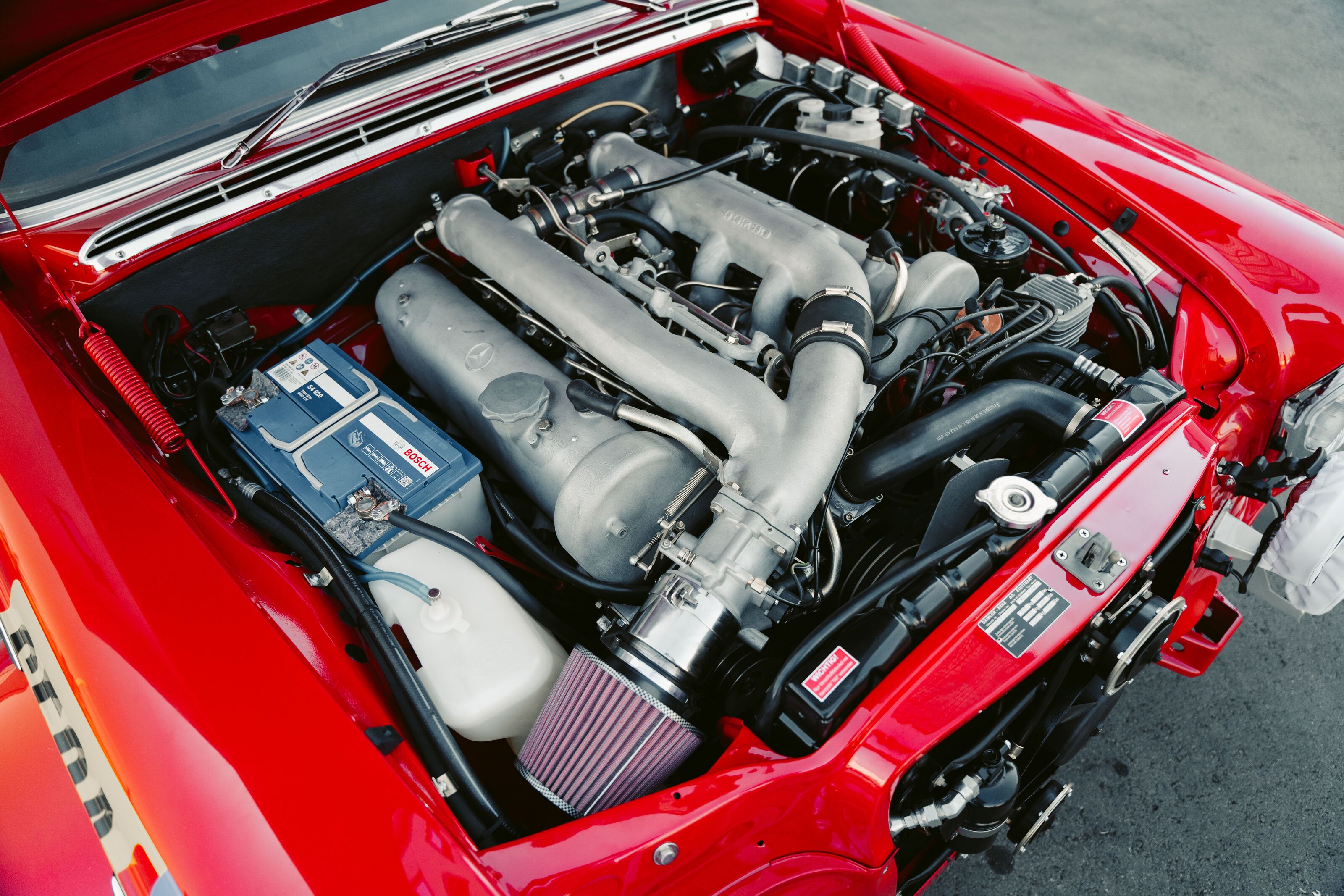 Rote Sau Motorleistung – 184kW 250PS I Arthur Bechtel Classic Motors